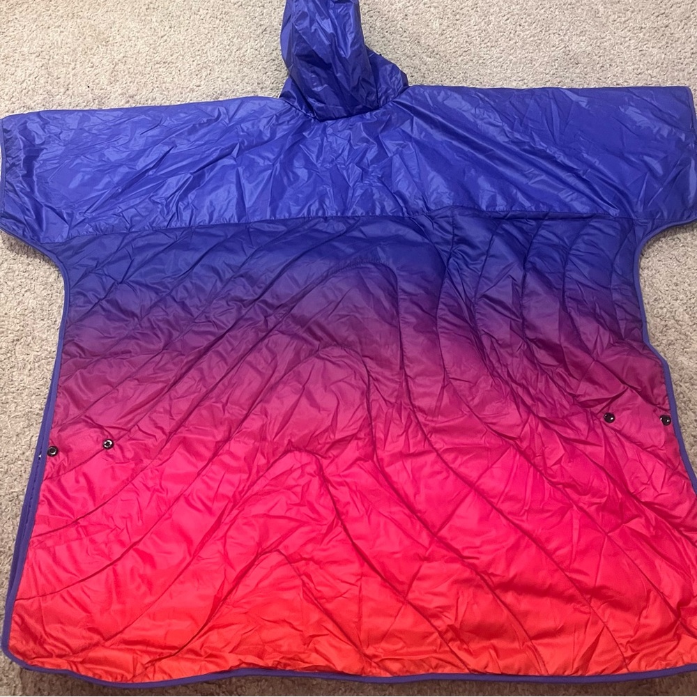 Men's NASA Blue and Red Quilted Poncho - Picture 8 of 9